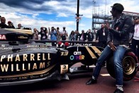 F1: A Lotus lenyúlta Hamilton haverját 8