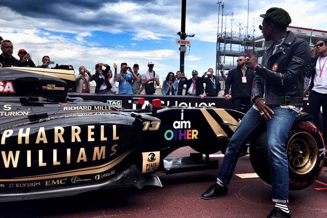 F1: A Lotus lenyúlta Hamilton haverját 5