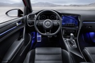 VW Golf: jövőre már mutogathatsz az autódnak 24