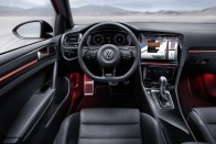 VW Golf: jövőre már mutogathatsz az autódnak 25