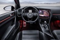 VW Golf: jövőre már mutogathatsz az autódnak 28