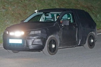 Tesztpályán nyúzzák a SEAT első szabadidőautóját