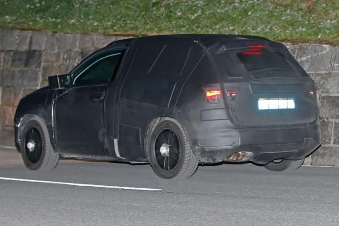 Tesztpályán nyúzzák a SEAT első szabadidőautóját 1