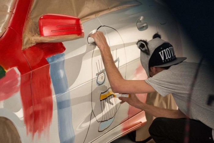 Műalkotást faragtak a kecskeméti Mercedesből 6