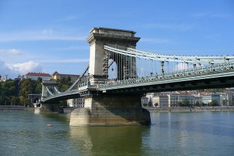 Újabb lezárások Budapesten