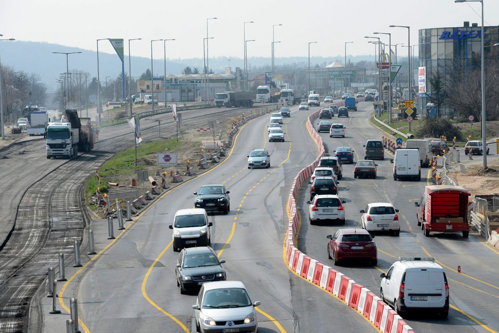 Még több dugó a Budaörsi úton 1