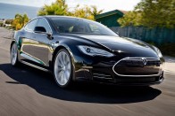 Megjelent a Tesla Magyarországon 5