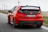 Júliustól kapható a Civic Type R 24