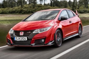 Júliustól kapható a Civic Type R