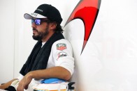 F1: Még mindig Alonso kaszálja a legtöbbet 12