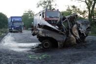 Horrorbaleset, két halott a 37-es főúton 10