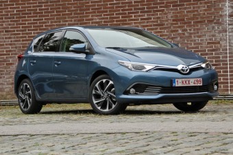 Ezt is megértük: Toyota Auris turbómotorral