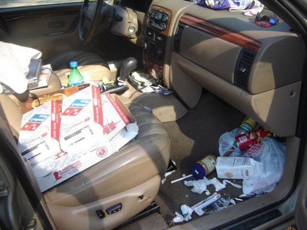 Gyomorforgató utasterek, amiket ne nézz meg evés előtt 12