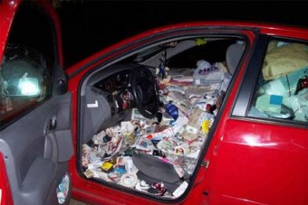 Gyomorforgató utasterek, amiket ne nézz meg evés előtt