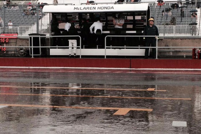 F1: Hamiltont falnak küldte a csapat 7 | Vezess F1: Hamiltont falnak küldte a csapat 7