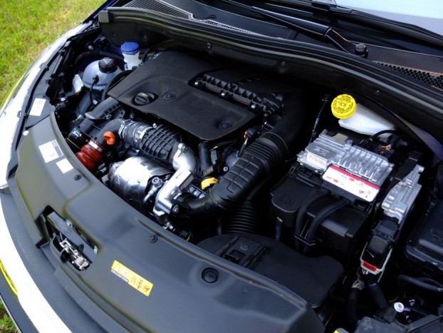 Rekorder dízelekkel sikerült előrukkolni a ráncfelvarrás alkalmából, igaz kicsit izzadságszagú a rekord, de ha 4,5 literrel elkotyognak, akkor senki sem fog panaszkodni. 