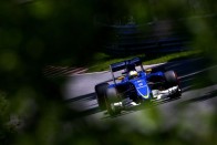 F1: Bajnokok a mezőny végén – a rajtrács a büntetések után 45