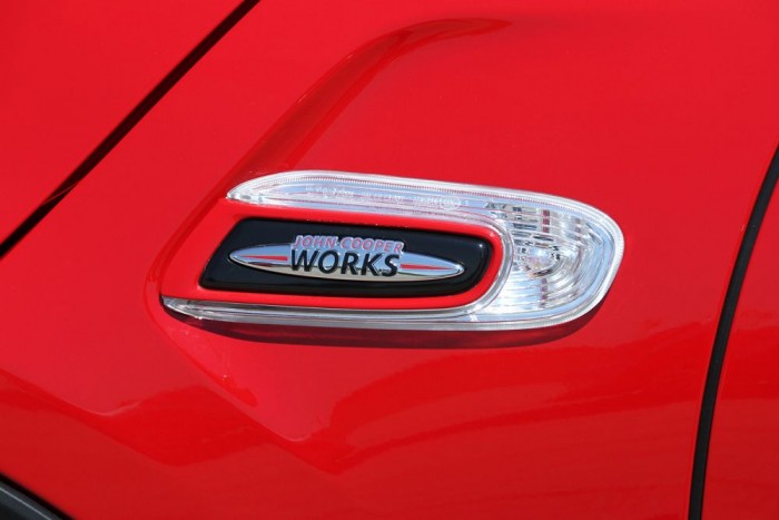 A legerősebb MINI 8 | Vezess Apró csicsa az index körül