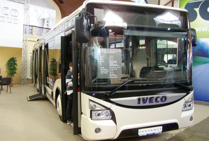 Jelenleg ő is a csehországi Iveco Bus gyárban készül cseh kezek által, melyek napközben a szerszámot fogják, este pedig a sörös korsóba kapaszkodnak