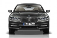 Kulcskattintással parkol az új BMW 179