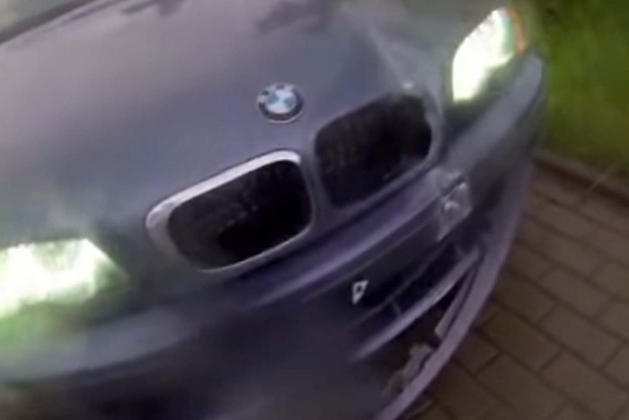 Lecsapott a karma a sportautóval száguldó huligánra