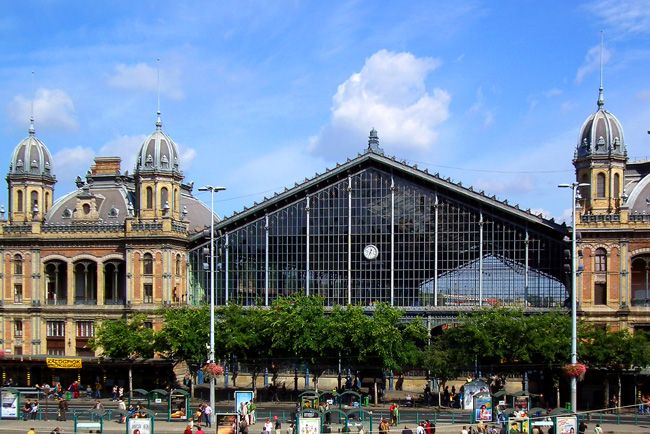 Változik a közlekedés a Nyugati pályaudvar bezárása miatt