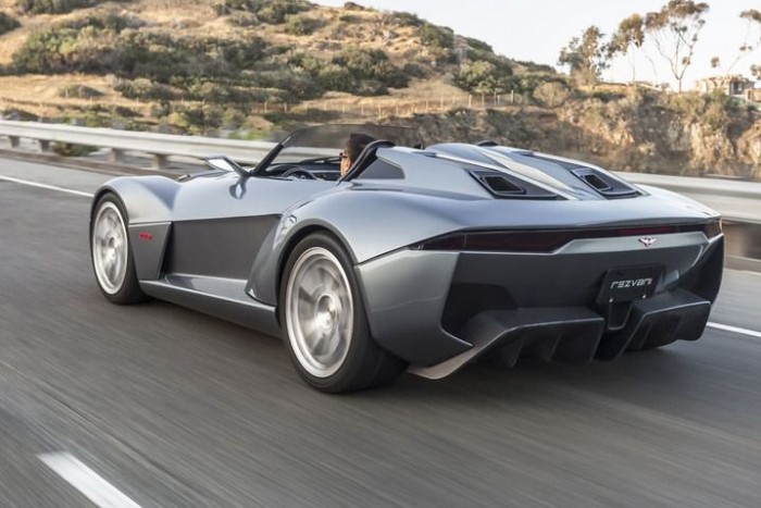 Megszületett az év legveszélyesebb autója 7