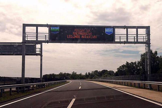Új gyorsforgalmi utat adtak át Magyarországon