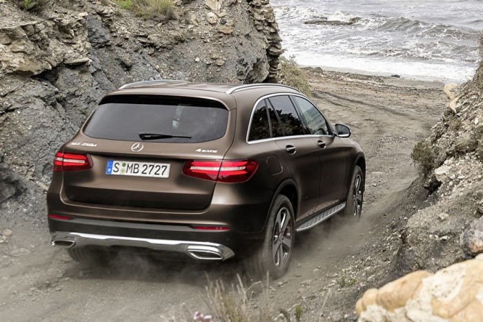 Itt a Mercedes új slágermodellje 8