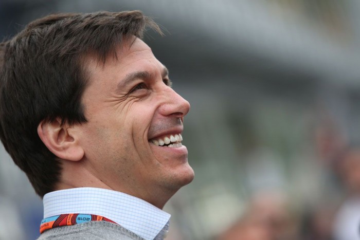 Elég már az F1 pocskondiázásából! 6