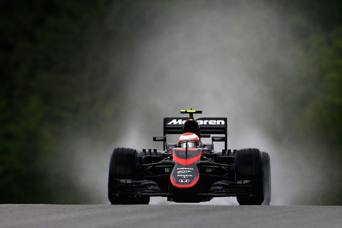 Alonso: Működnek a fejlesztések! 7 | Vezess Alonso: Működnek a fejlesztések! 7