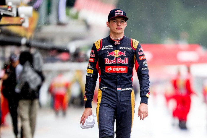 F1: Verstappen mentheti a Red Bull bescsületét 8 | Vezess F1: Verstappen mentheti a Red Bull bescsületét 8