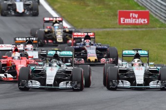 F1: A Mercedes szerint is lemaradóban a Ferrari