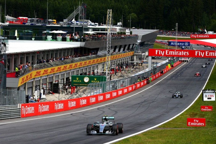 F1: Rosberg lerajtolta Hamiltont, győzött 11