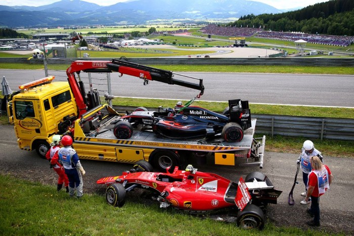 F1: Räikkönen miatt úszik a McLaren tesztje? 6 | Vezess F1: Räikkönen miatt úszik a McLaren tesztje? 6