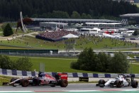 F1: Úszott a tesztnap, a Merci az élen 2