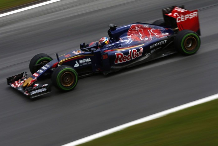 F1: Úszott a tesztnap, a Merci az élen 6