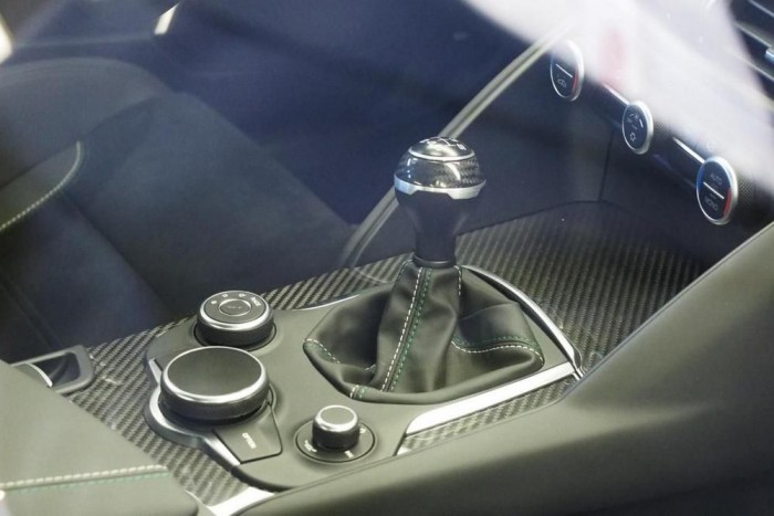 Így néz ki az új Alfa Giulia utastere 5