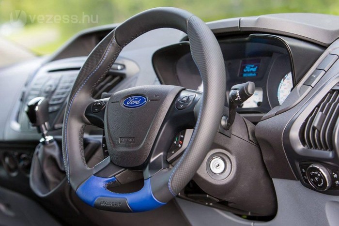 Ford Transit versengő fuvarosoknak 2 Ford Transit versengő fuvarosoknak 2