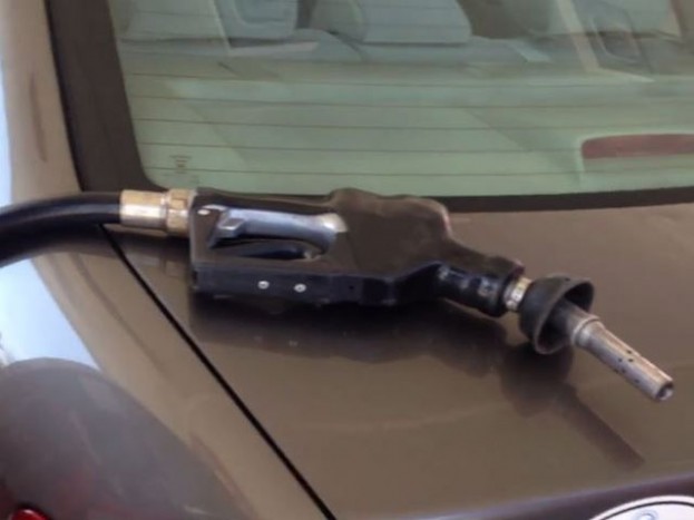 Pofátlan átverés terjed a benzinkutakon