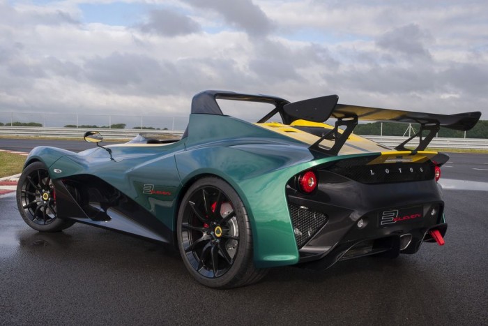 Itt a leggyorsabb, legdrágább Lotus 6 | Vezess Itt a leggyorsabb, legdrágább Lotus 6