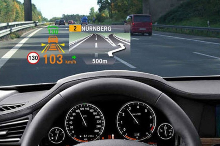 Áldás helyett átok a head up display? 5