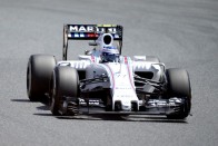 F1: Egy darab papír nyugtatta le Rosberget és Hamiltont 70