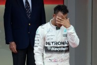 F1: Hamilton imádkozni állt félre Monacóban 52