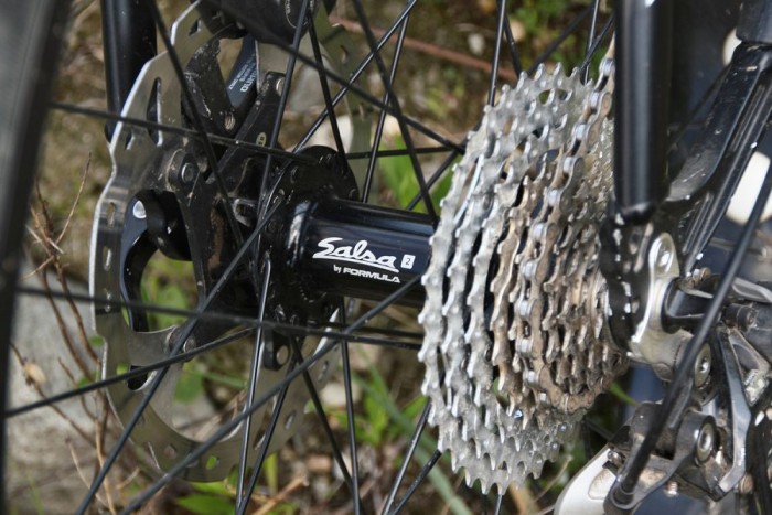 10-es fogaskoszorú hátul