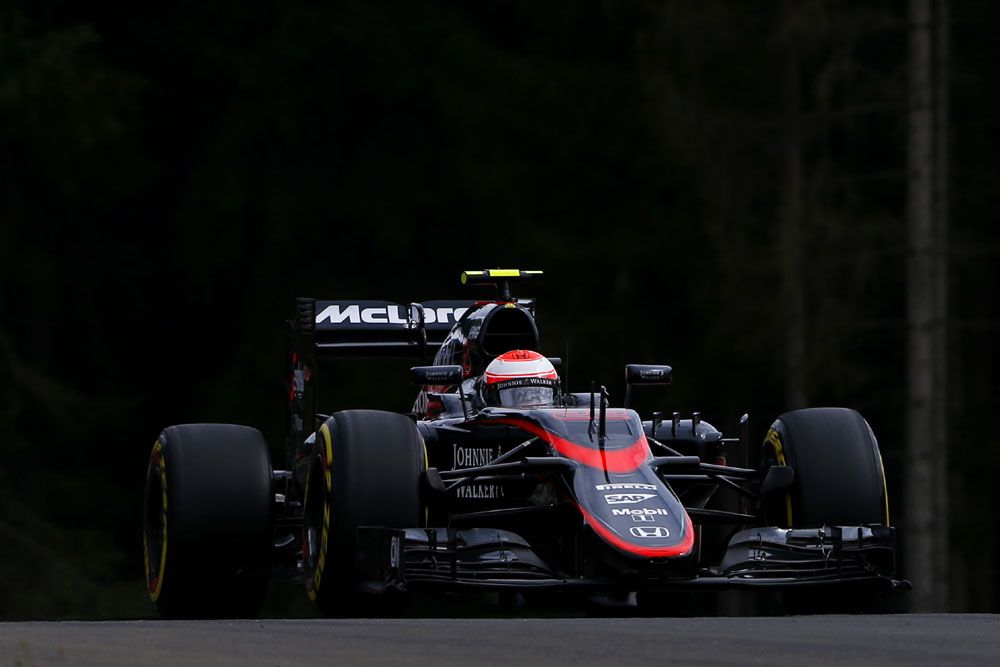 F1: Alonso sem tudta megfúrni Hamilton szerződését 34