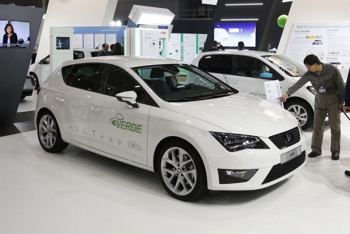 Öt év múlva jönnek a SEAT hibridek
