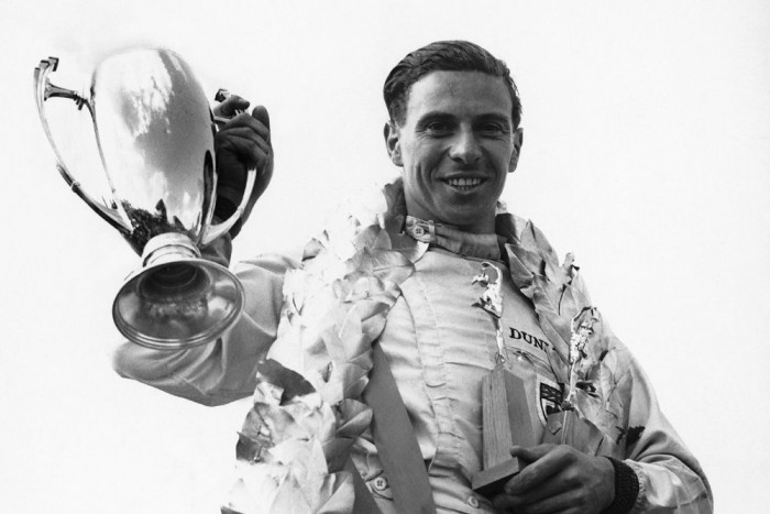 F1: Elmarad a kánikula Silverstone-ban 5 | Vezess F1: Elmarad a kánikula Silverstone-ban 5