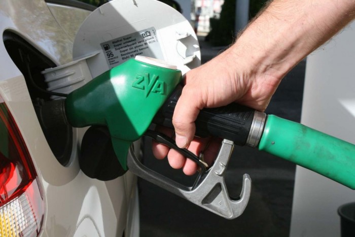Nyaralás autóval – Erre figyeljünk! 5 Dél felé utazva LPG helyett Plin néven keressük az autógázt. A benzinnel nincs ilyen gond, de gázolajból az eurodieselt érdemes választani