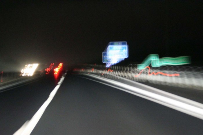 Nyaralás autóval – Erre figyeljünk! 2 Horvátországba, Szerbiába és Ausztriában nem 0,0 a megengedett véralkoholszint. Szerintünk senki ne igyon alkoholt, ha vezet, főleg ne nyáron, melegben, fáradtan útnak indulva